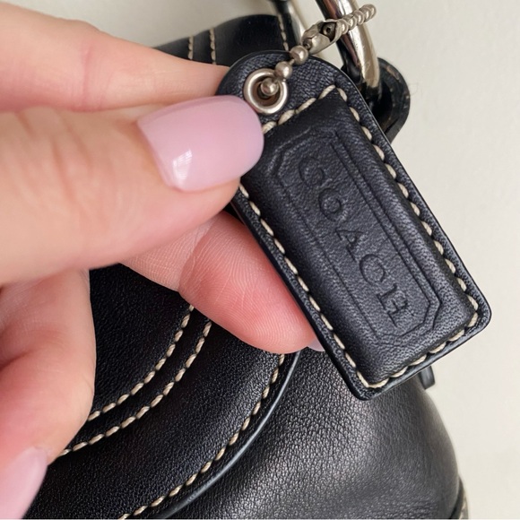 COACH Soho Flap Bag Vintage Y2K Black Leather Silver Buckle - Picture 3 of 12